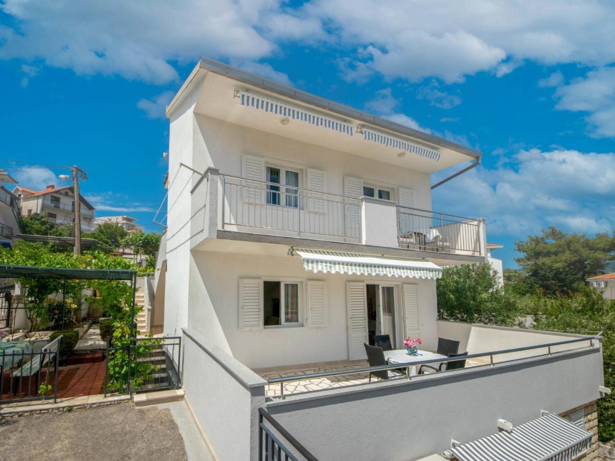 Apartment Slavica-1 By Interhome Trogir Eksteriør bilde