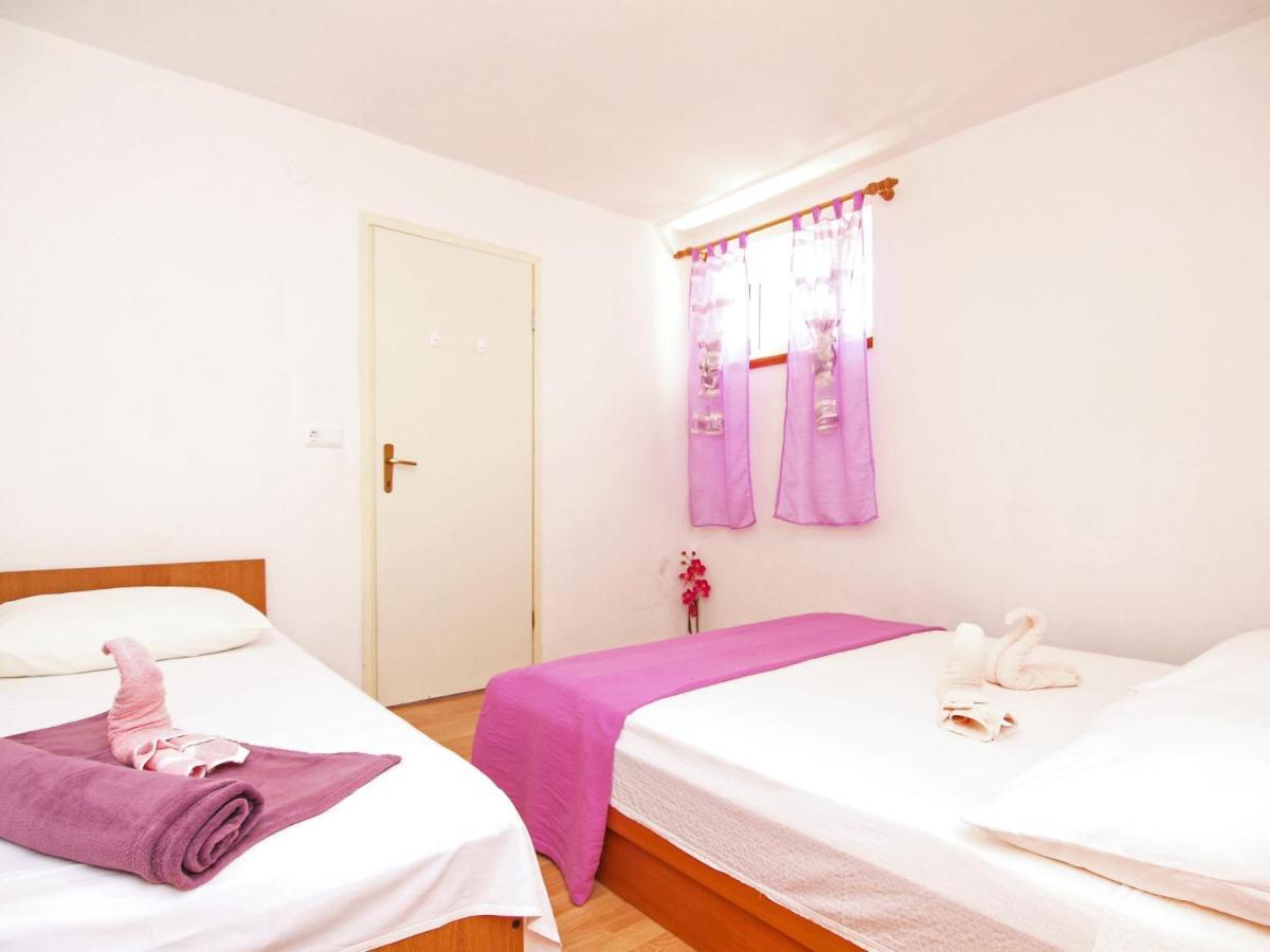 Apartment Slavica-1 By Interhome Trogir Eksteriør bilde
