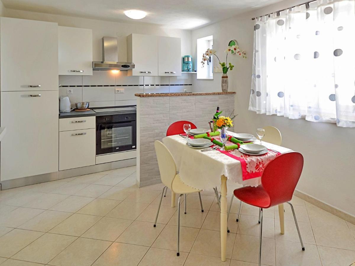 Apartment Slavica-1 By Interhome Trogir Eksteriør bilde